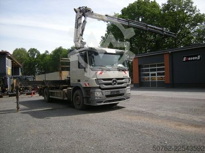 Mercedes-Benz Actros 1848 Pritsche mit Kran