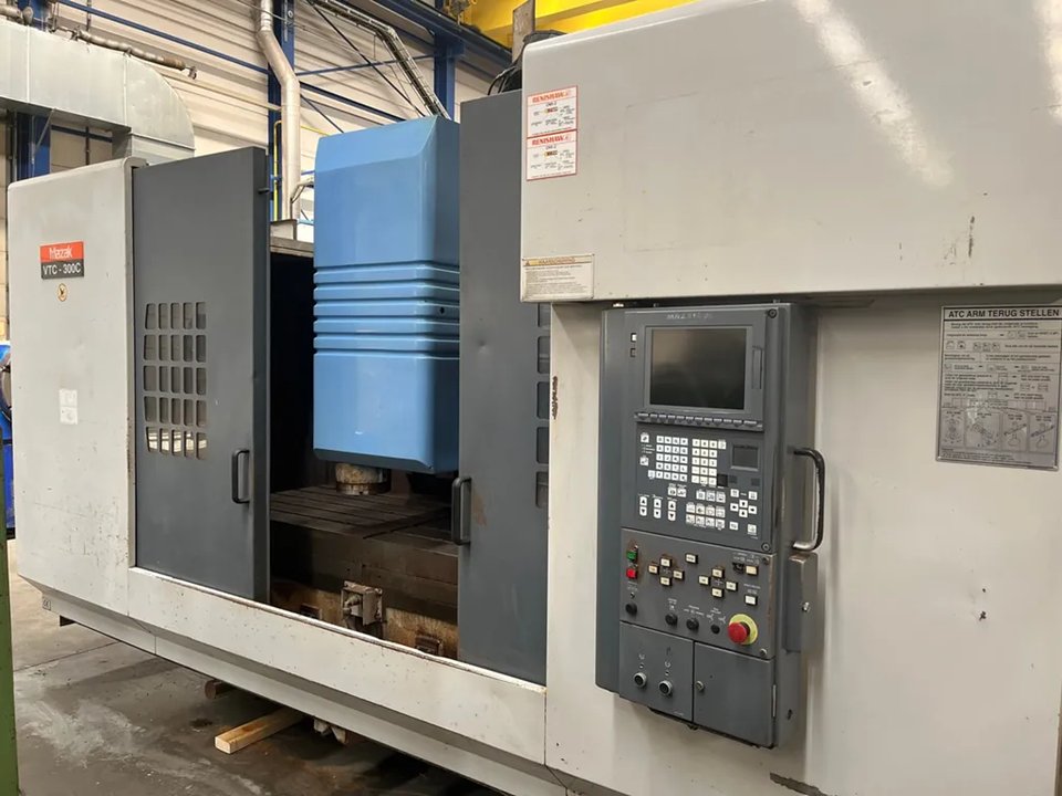 MAZAK - VTC 300C - Вертикальні машини центри