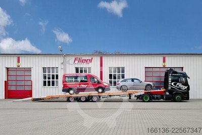 Fliegl Plateauauflieger zum Fahrzeugtransport