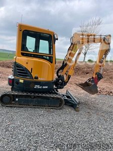 Minibagger HYUNDAI R25Z-9AK gebraucht