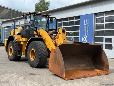 Radlader CATERPILLAR 962M Radlader 20,2 Ton *Schaufel gebraucht