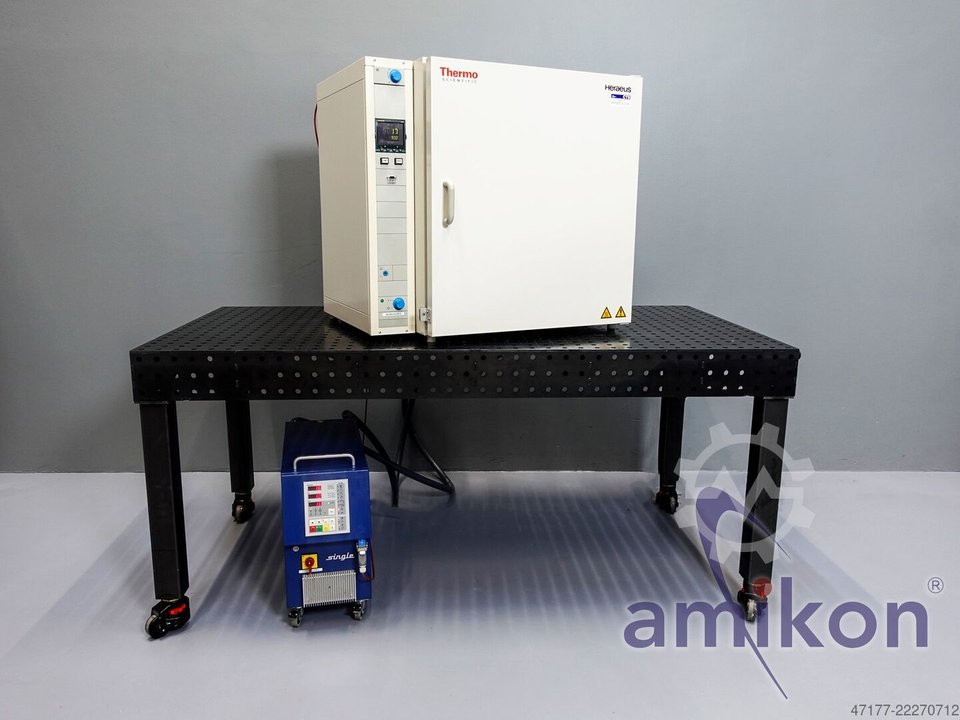 Thermo Fisher Scientific UT 6200 F Umluft-Trockenschrank
