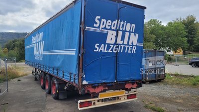 Auflieger mit Pritsche & Plane Schwarzmüller Standard Portaltüren Edscha gebraucht