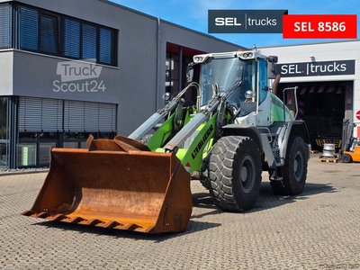 Radlader LIEBHERR L526 | 9.504h | 2018 gebraucht