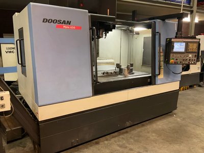 2007 Doosan Mynx 650 CNC Universal Maschinenzentrum
