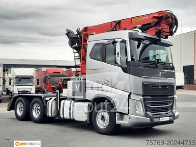 Holztransporter LKW VOLVO FH 500 6X4 Langholz Epsilon+Greifer Retarder VDS gebraucht