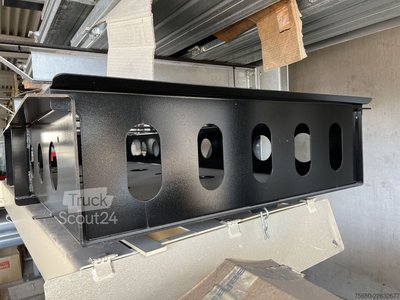 Tieflader-Sattelauflieger Müller-Mitteltal Staufach für Alu- Rampen neu
