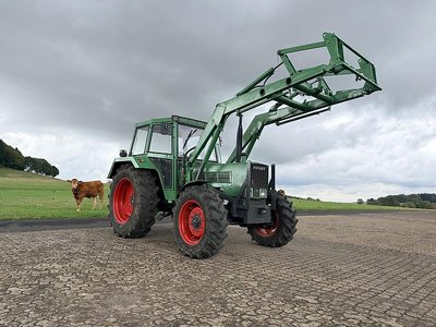 Fendt 108 LSA Allrad mit Frontlader
