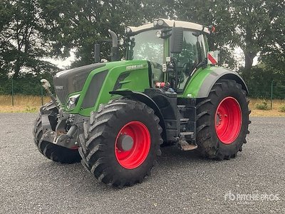 Fendt 828 Vario S4 Profi Plus