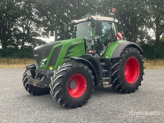 Fendt 828 Vario S4 Profi Plus