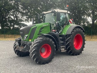 Fendt 828 Vario S4 Profi Plus