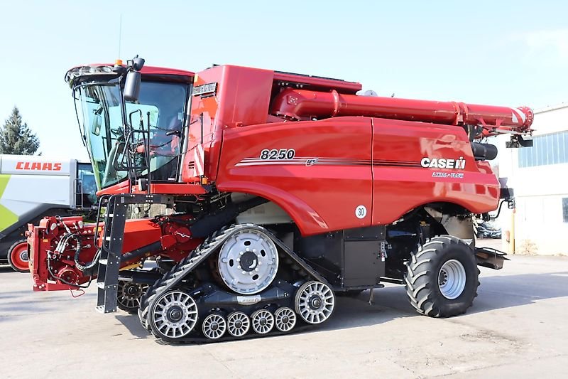 Case IH AF 8250 RAUPE.GPS