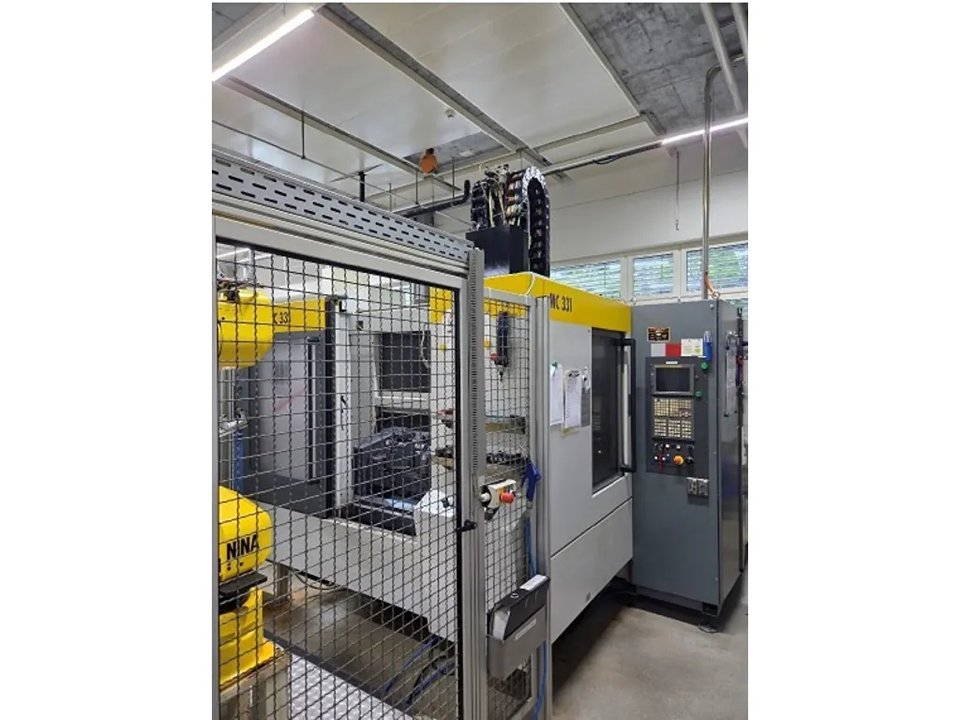 Stama - MC331 - CNC Vertikales Bearbeitungszentrum - 2007