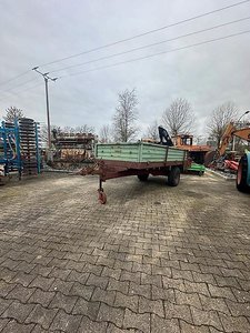 Anhänger ehemaliger Miststreuer