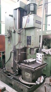 Pillar-Type Drilling Machines WOELFEL B100/S