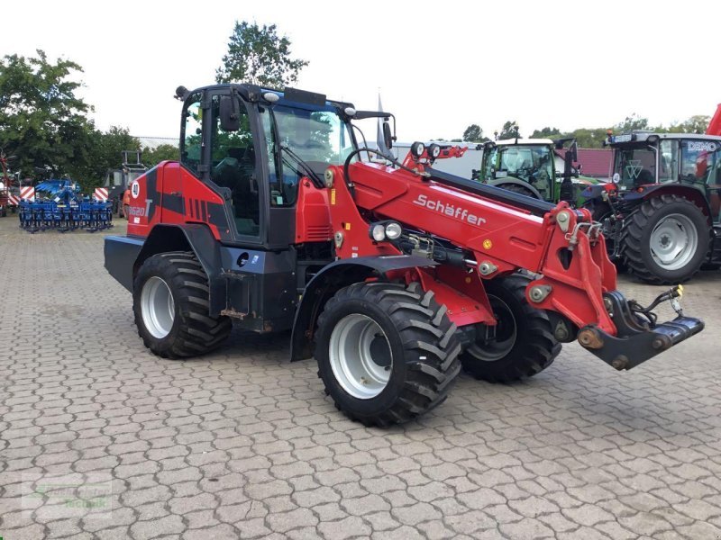 Schäffer 8620T -2 Hoflader
