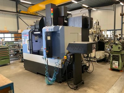 2014 Doosan DNM 400 II CNC Vertikalbearbeitungszentren