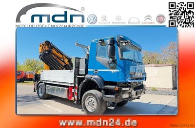 LKW mit Pritsche (offen) IVECO Trakker 360 4x4 Pritsche Kran 27m AHK gebraucht