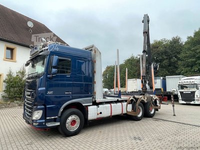 Holztransporter LKW DAF XF 510 FAT 6x4 Holztransport Ladekran Palfinger gebraucht