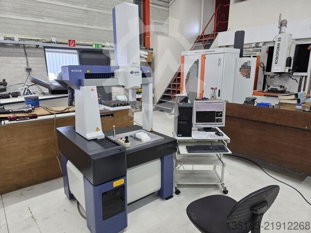 Mitutoyo Crysta Apex C544