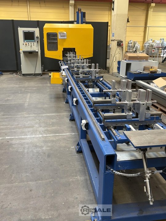 Processing Centers SCHüCO PBX