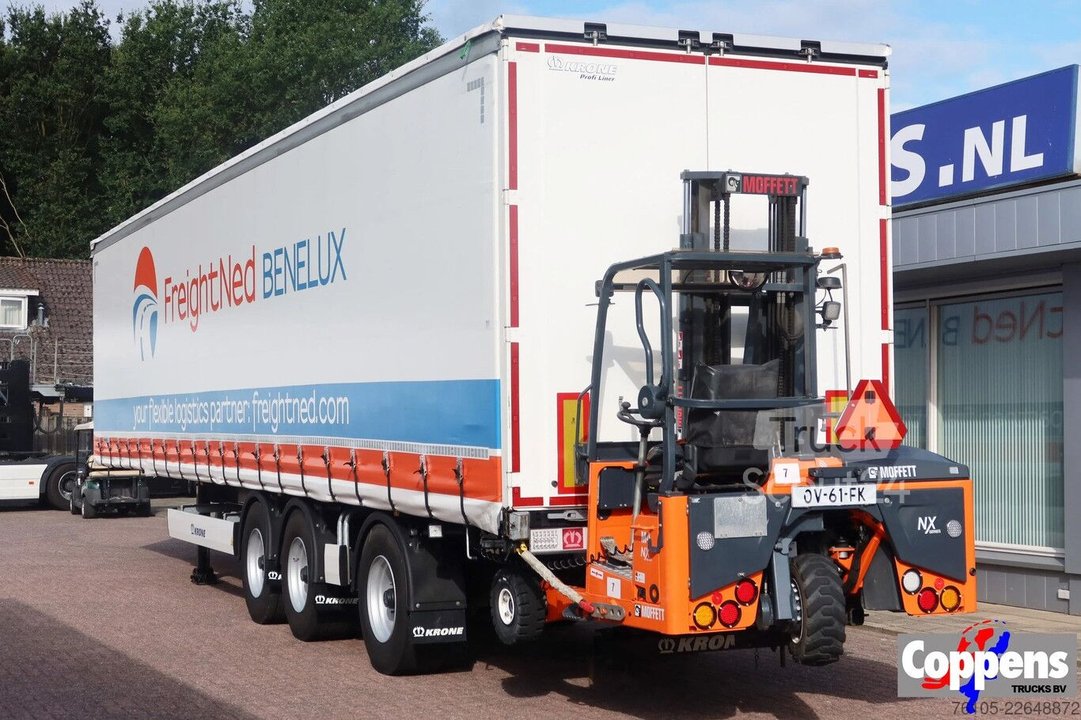 Schiebeplanen Krone N/A SD + kooiaap + stuur as gebraucht