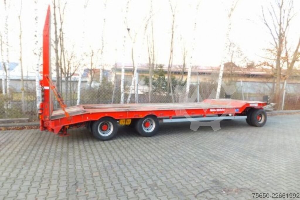 Müller-Mitteltal T 3  3 Achs Tieflader- Anhänger