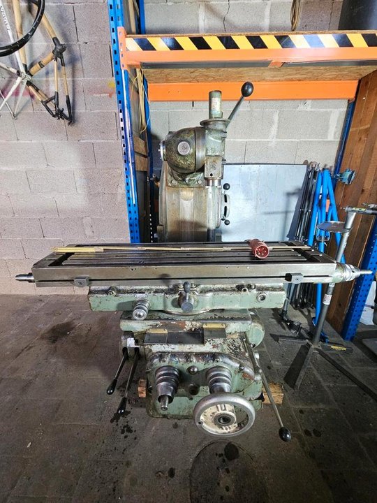 Fräsmaschine
