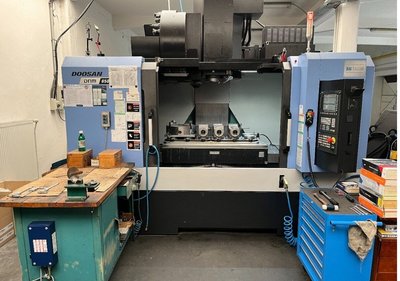 Processing Centers DOOSAN DNM 650 II