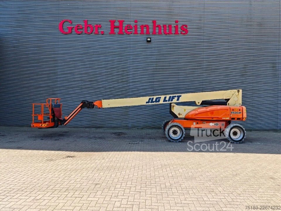 Gelenkteleskoparbeitsbühne JLG E600 JP gebraucht