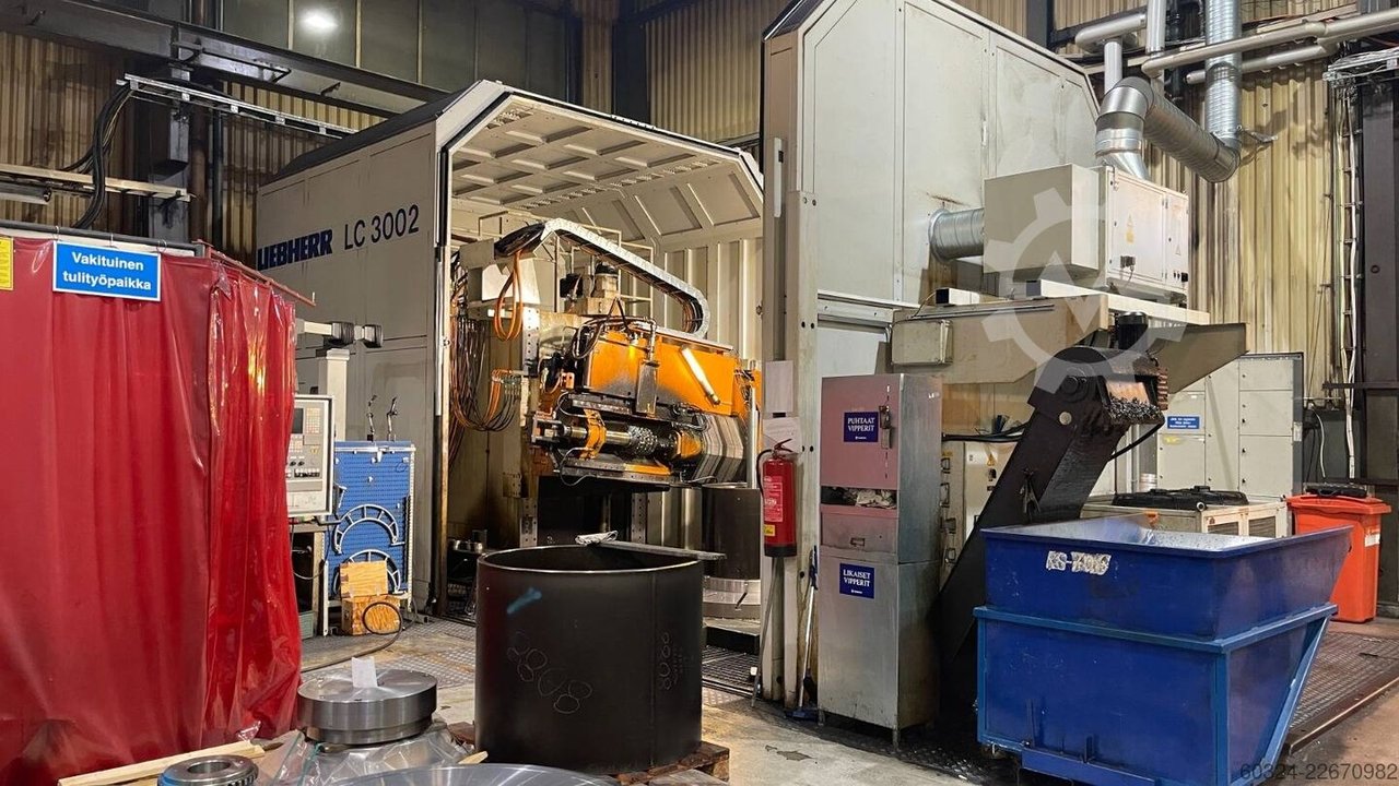 LIEBHERR LC 3002