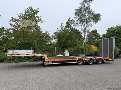 Tieflader-Sattelauflieger Humbaur HTS30  3 Achs Satteltieflader, neuwertig gebraucht