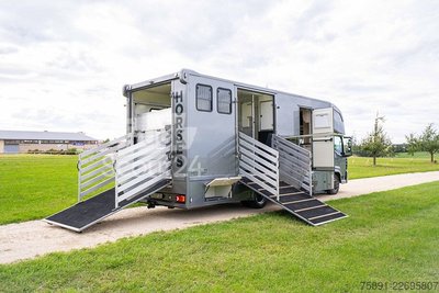 Viehtransporter Renault Pferdetransporter Wohnabteil 5Sitzplätze gebraucht