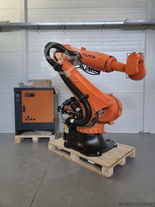 KUKA KR 120 R2700-2