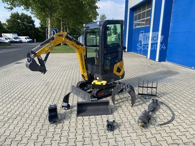 Minibagger mit kleinem Zubehörpaket Berger Kraus BK1250KJSR mit Kubota Motor Ausstellungsmaschine