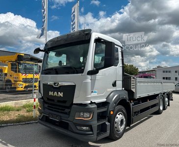 Spezial-LKW MAN TGS 26.360 LL/Pritsche 7,10 m/Lenkachse/ 108 tkm gebraucht