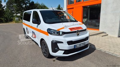 Kleinbus Citroën SpaceTourer Opel Zafira Plus M 9 Sitzer gebraucht