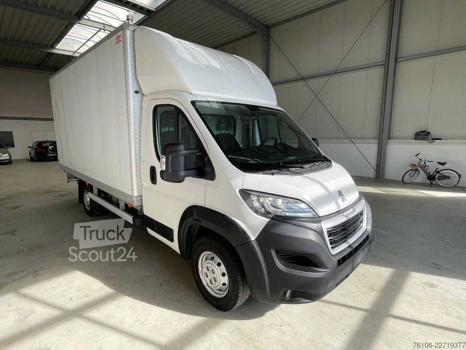 Transporter mit Koffer PEUGEOT Boxer Koffer mit grosse Türen *Klima*Navi* gebraucht