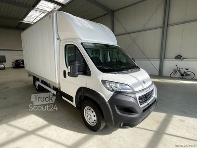 Transporter mit Koffer PEUGEOT Boxer Koffer mit grosse Türen *Klima*Navi* gebraucht