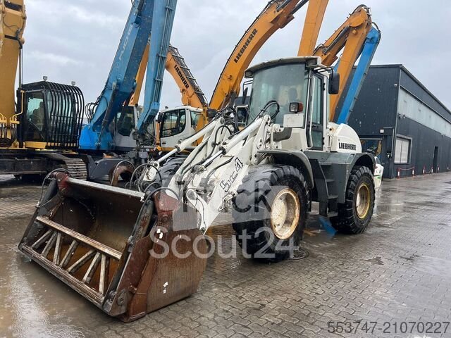 Radlader Liebherr L 524 gebraucht