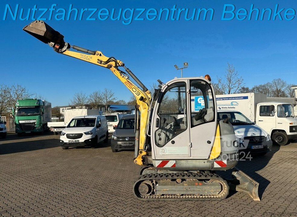 Minibagger WACKER 2503 RD/ 4.559 Bh/ Schaufel gebraucht
