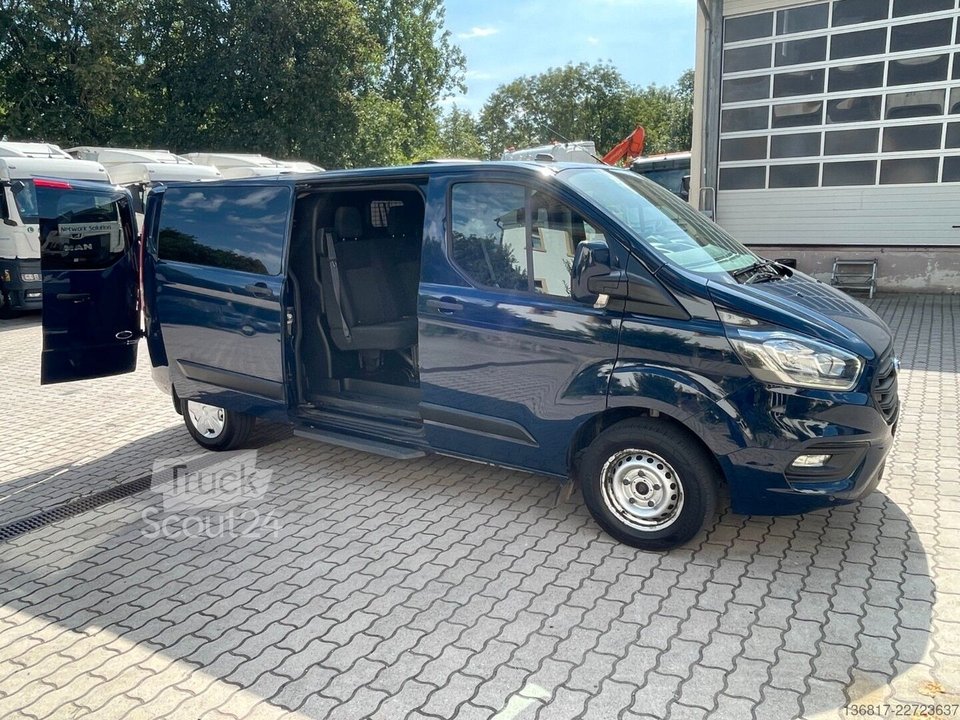 Kleinbus FORD Transit Custom 300 L2 Trend Doka 6-Sitze CrewVan gebraucht