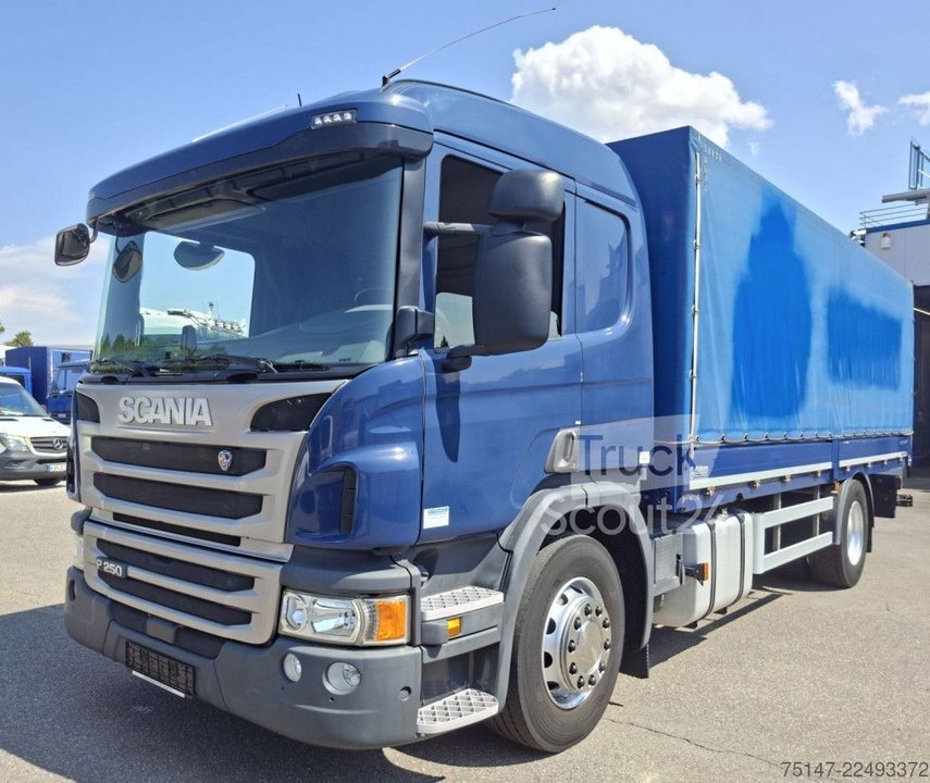 LKW mit Pritsche & Plane SCANIA P 250 DB4x2MNB L-Haus 1 Liege Navi Ladebordwand gebraucht