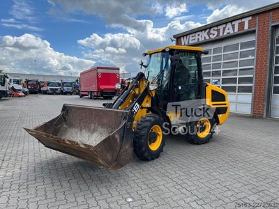 Radlader JCB Radlader 407 T4 Radlader nur 1089 h Schaufel+Gab gebraucht