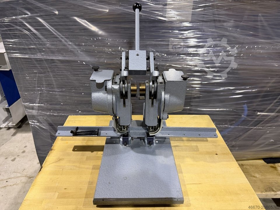 Hang Ösenmaschine