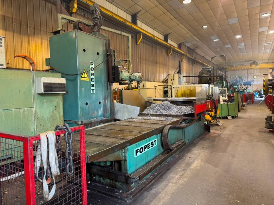 FOREST – CNC-Fräsmaschine