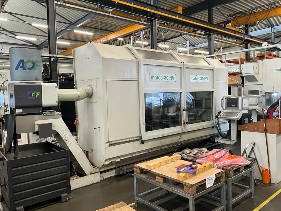 1999 Matec 30HV CNC Universal Bearbeitungszentren