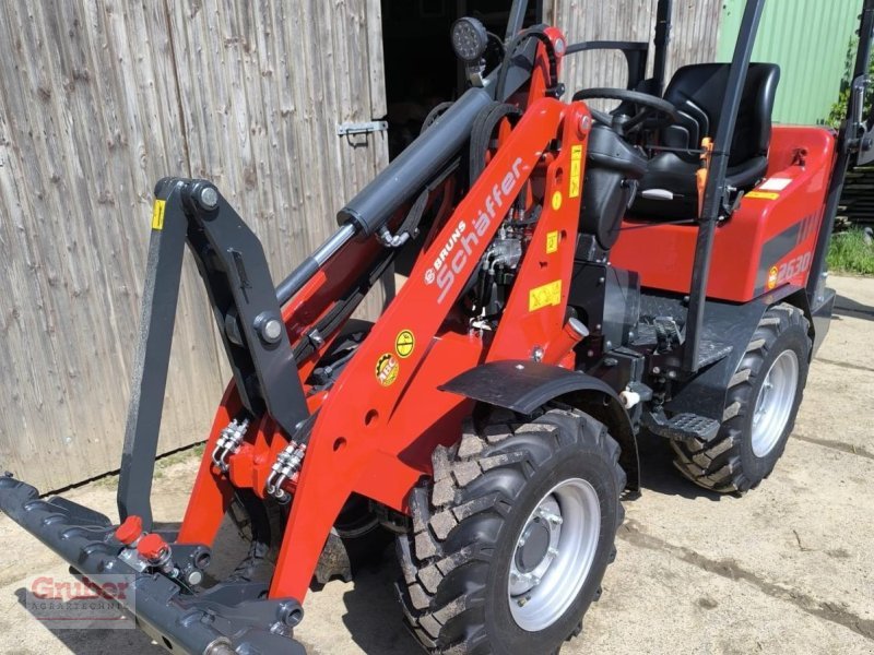 Schäffer 2630 mit ROPS-Fahrerschutzdach Hoflader