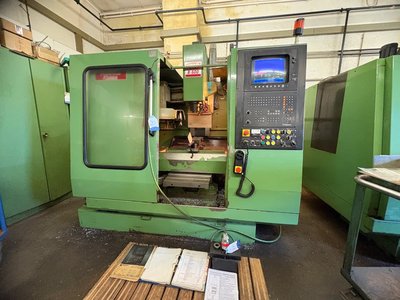 KONDIA B 500 CNC Vertikalbearbeitungszentrum