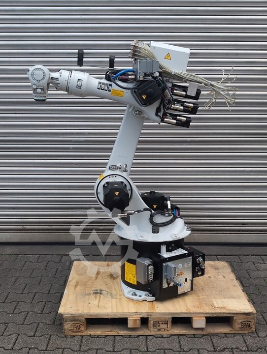 KUKA KR 16-2